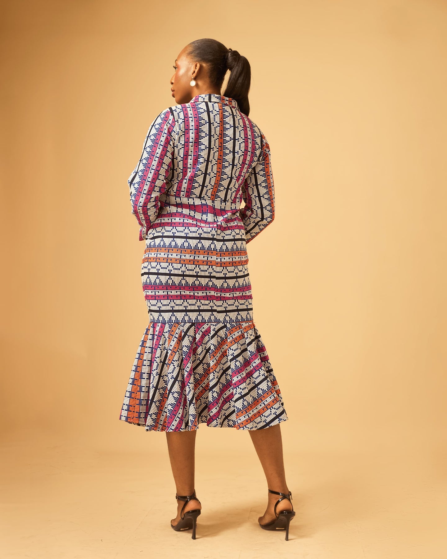Aket gown