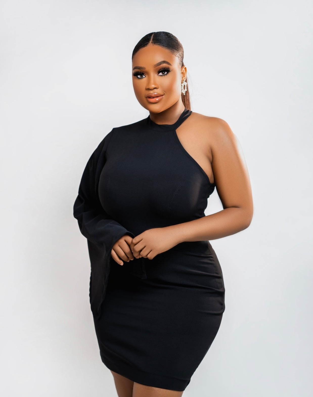 Favour Daniels, CEO of aveo - a fashion brand that celebrates individuality and creativity. While rooted in African heritage