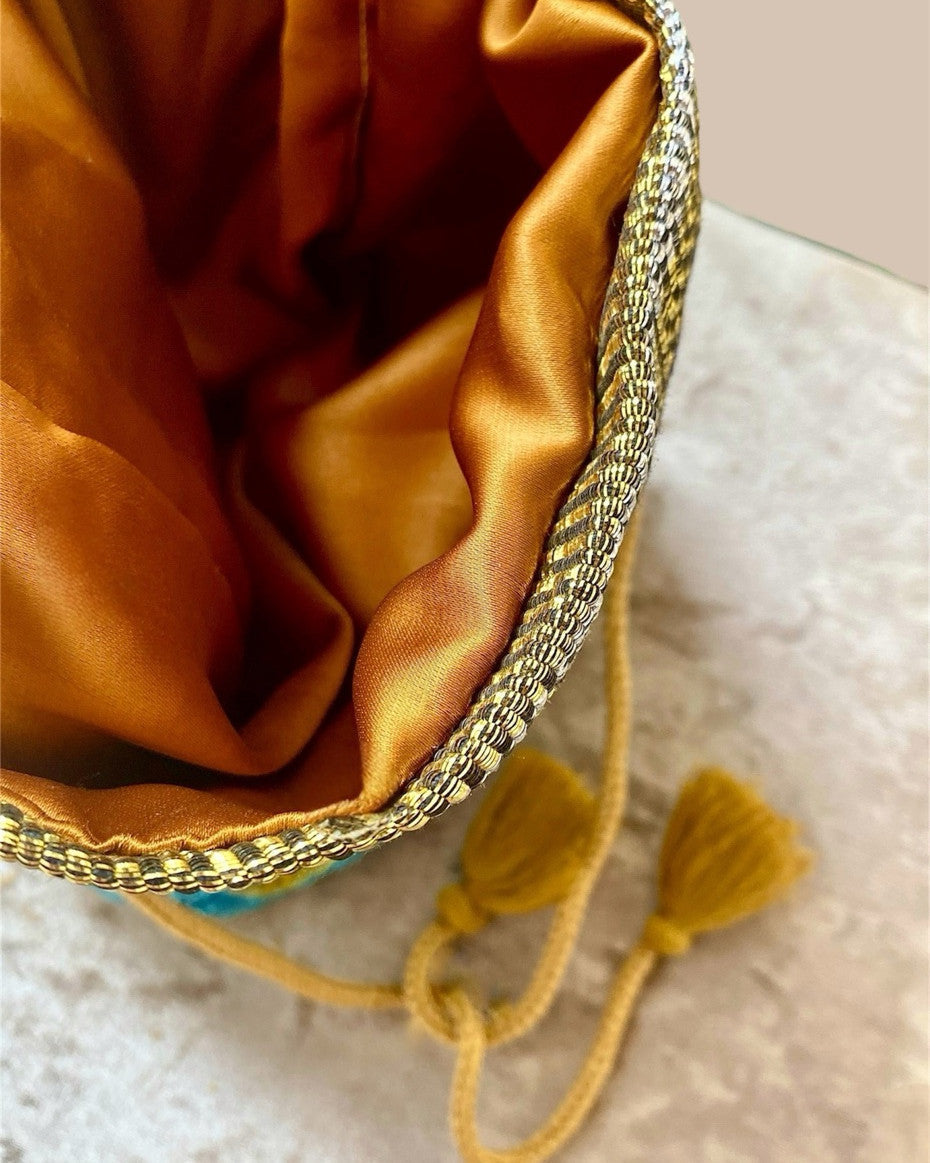 Leye Pouch Bag