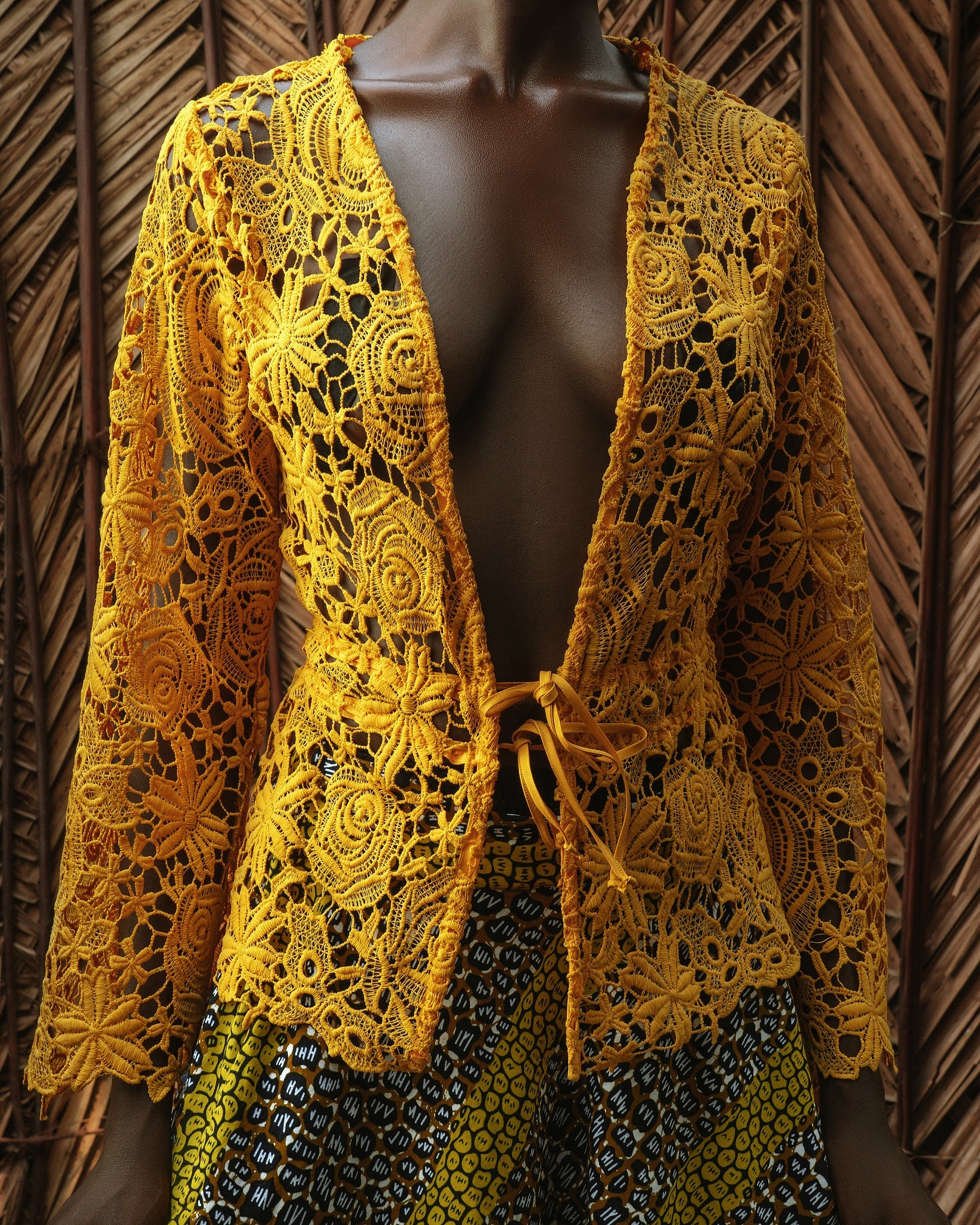 NUA LACE AND ANKARA SET