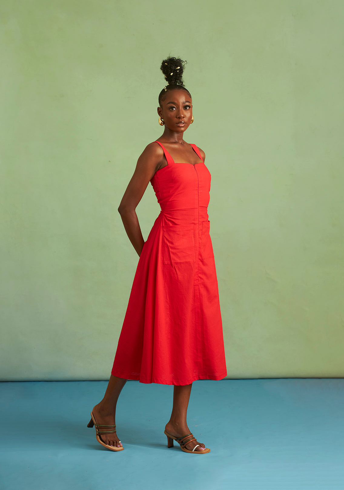 Ona Kleid