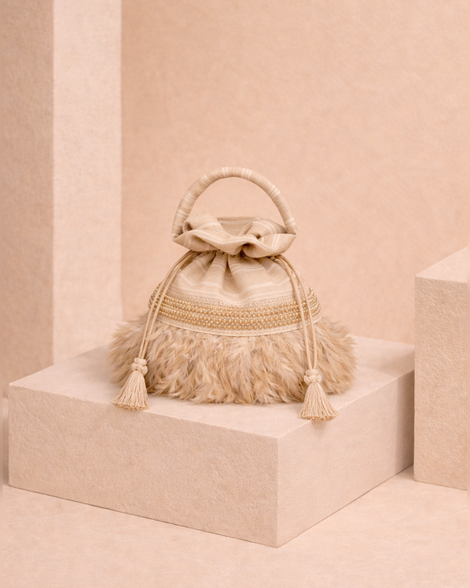 Asunke Drawstring Bag